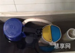 马桶水箱漏水(马桶水箱漏水原因及解决方法)