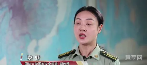 严于律己的事例(严格要求自己的名人素材)