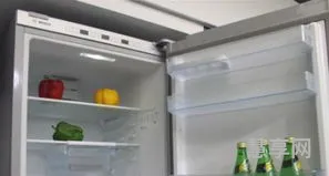 冰箱冷藏室有水(冰箱结冰怎么办教你一招永不结冰)