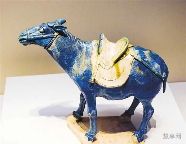 唐三彩基本色(唐三彩有几种颜色)