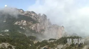 一览众山小的上一句(会当凌绝顶 ,一览众山小)