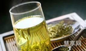 绿茶的冲泡时间(泡茶最佳水温)