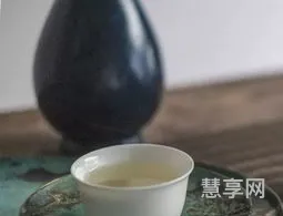 绿茶什么颜色(正宗白茶图片)