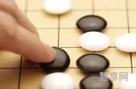 下围棋的好处(围棋对孩子的四大益处)