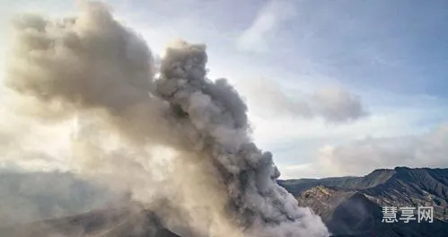 汤山火山爆发(矿坑公园汤山)